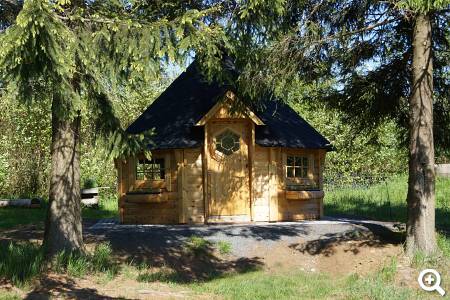 Grillhütte für gemütliche Abende am See